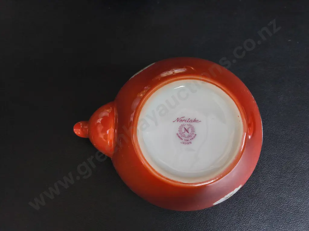 PAIR OF VINTAGE TEAPOTS, NORITAKE RED DAISY, AND ART DECO LUSTREWARE LANDSCAPE, TALLEST H 15 CM Image 1++