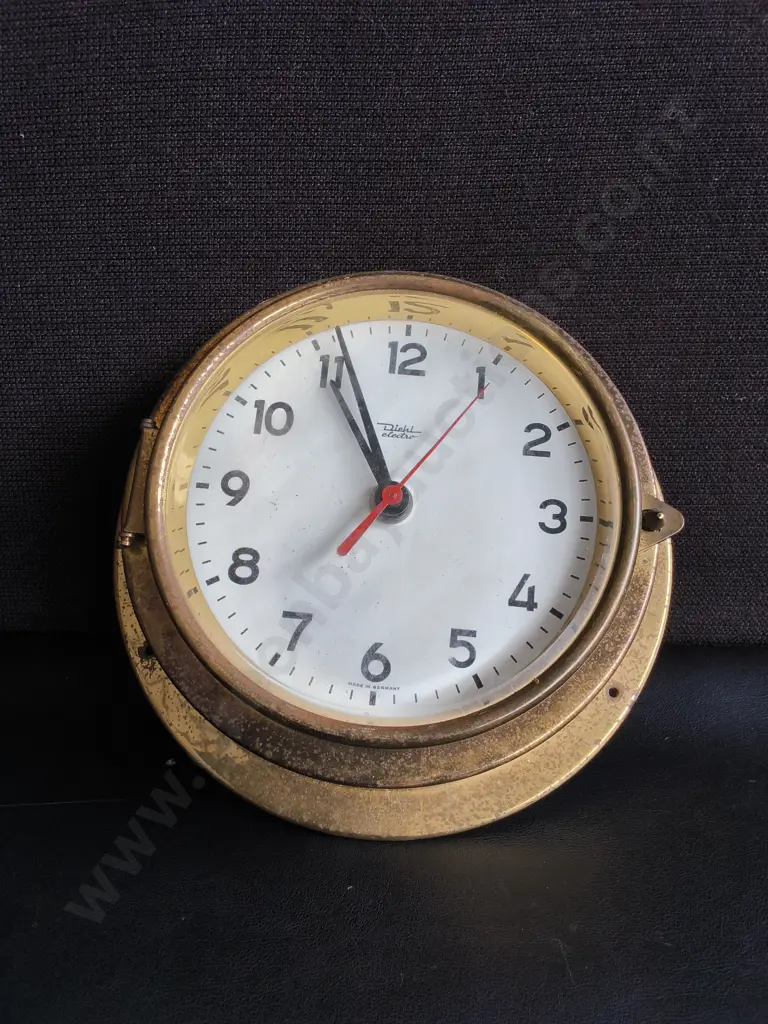 VINTAGE DIEHL ELECTRO MARINE WALL CLOCK MADE IN WEST GERMANY, DIA 22 CM Image 1++