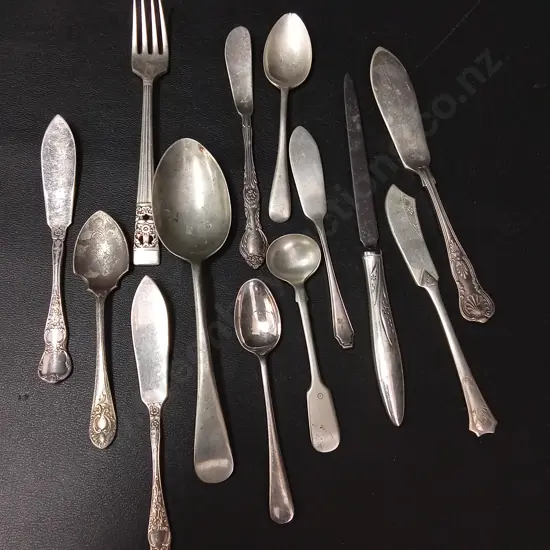 VINTAGE CUTLERY