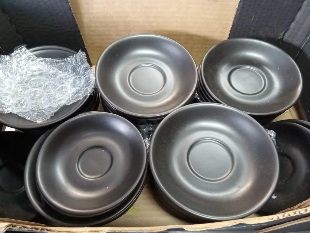 BOX OF TRENTON SAUCERS Image 1++