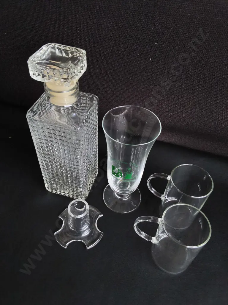 MIX OF VINTAGE GLASSWARE, 5 PIECES, TALLEST H 25 CM Image 1++