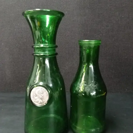 2 GREEN GLASS BOTTLES TALLEST H27CM