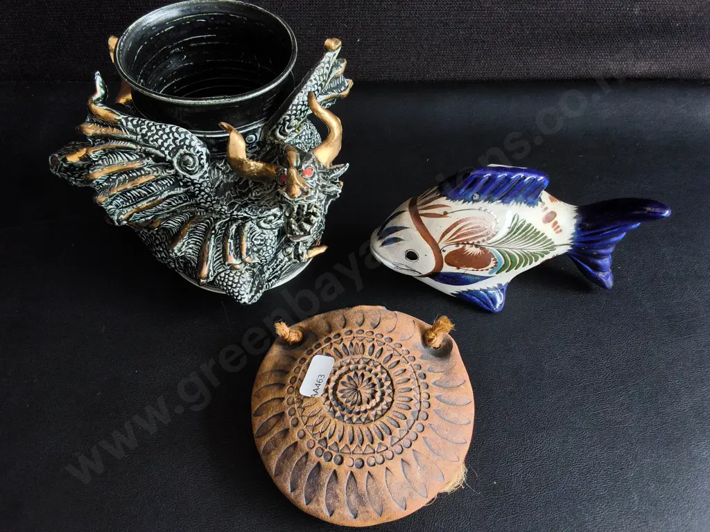 HAND PAINTED CERAMIC FISH, DRAGON MUG, AND DECORATIVE CLAY PIECE, TALLEST H 16 CM Image 1++