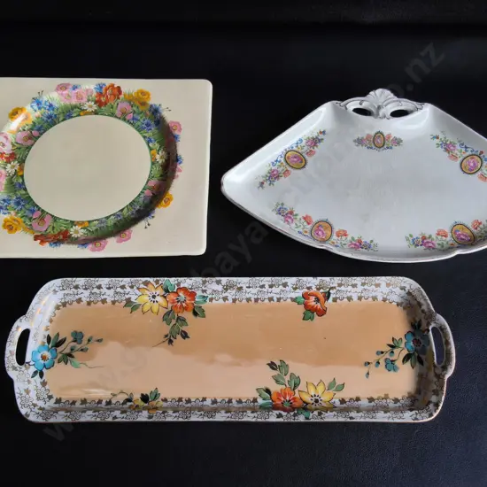 3 VINTAGE CERAMIC AND PORCELAIN SERVING PIECES, WODEST W 35 CM