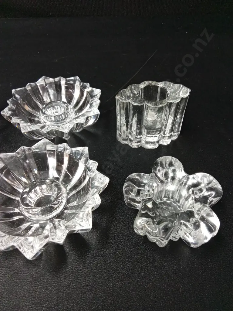 6 VINTAGE GLASS CANDLE HOLDERS LARGEST D10CM Image 1++