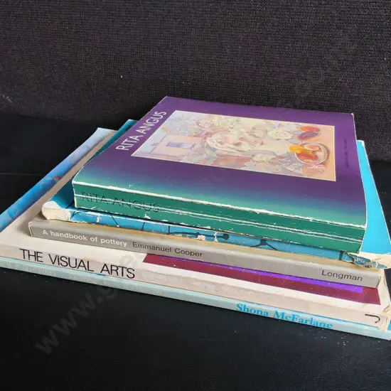 5 BOOKS ON ART