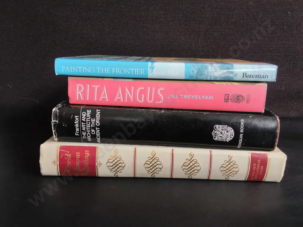 4 BOOKS ON ART Image 1++