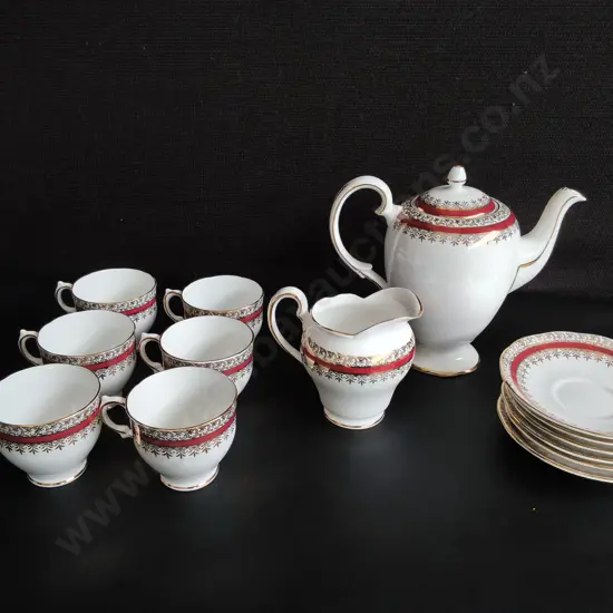 VINTAGE SALISBURY FINE BONE CHINA 14 PIECE TEA SERVICE, TALLEST H 18 CM