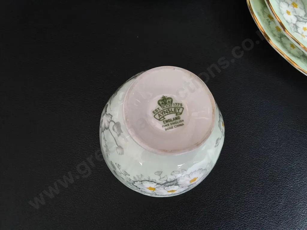 VINTAGE AYNSLEY ENGLAND MINT GREEN DAISY BONE CHINA TEA SET, 9 PIECES, TALLEST H 13 CM, DAMAGE PICTURED Image 1++