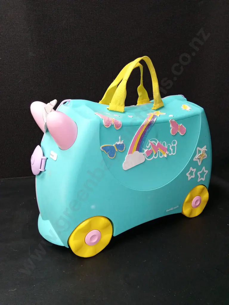 TRUNKI RIDE ON SUITCASE Image 1++