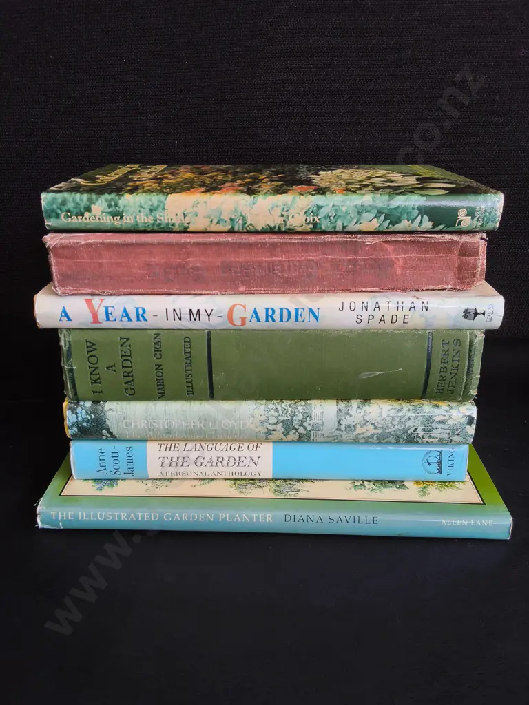 7 GARDEN BOOKS Image 1++
