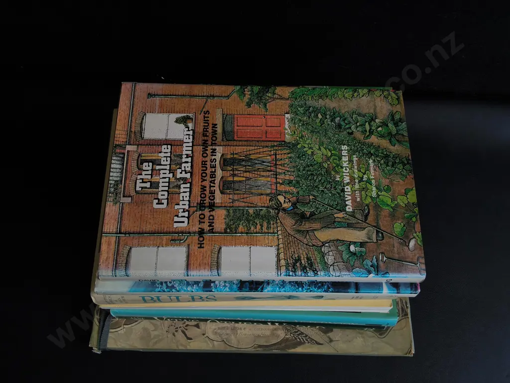 7 GARDEN BOOKS Image 1++