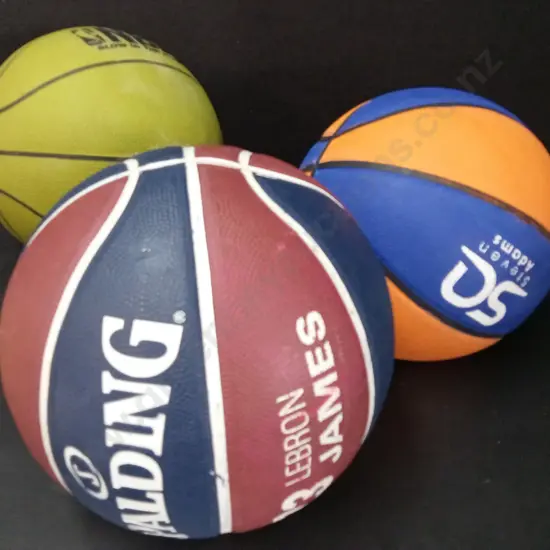 3 BASKETBALLS