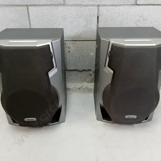 PAIR OF PHILIPS SPEAKER SYSTEMS FB680