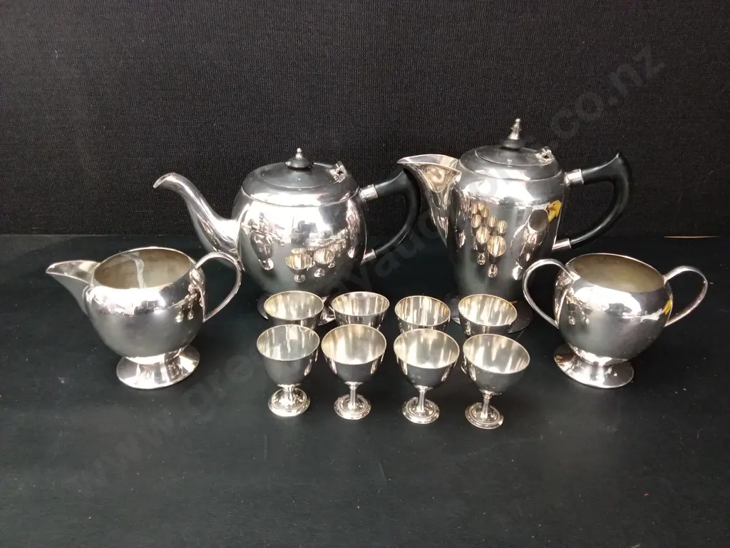 VINTAGE SILVER PLATED EPNS ITEMS TALLEST H20CM Image 1++