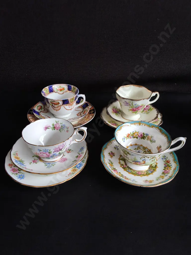 4 VINTAGE TEA CUP AND SAUCERS SETS Image 1++