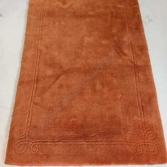 TERRACOTTA COLOURED RUG, 180CM X 120CM