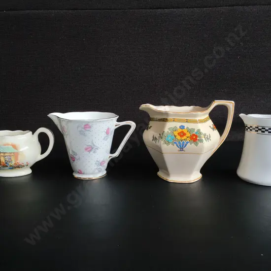 4 VINTAGE PITCHERS/ CREAMERS, TALLEST H 12 CM