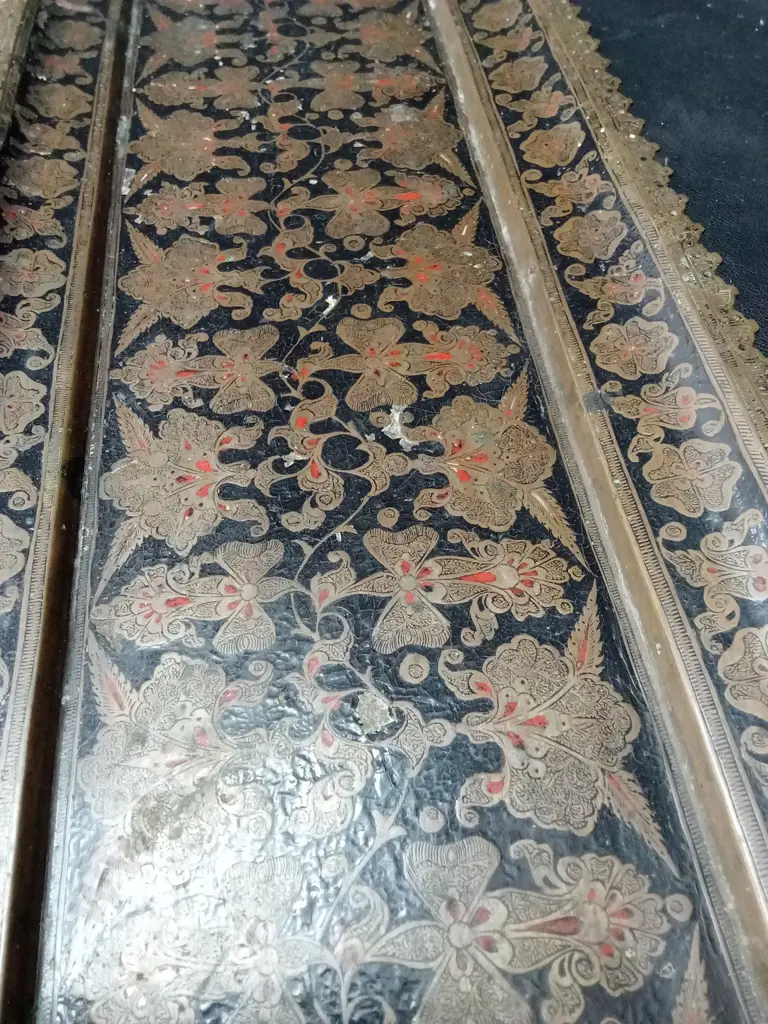 3 PIECES HOME DECOR TALLEST H66CM Image 1++