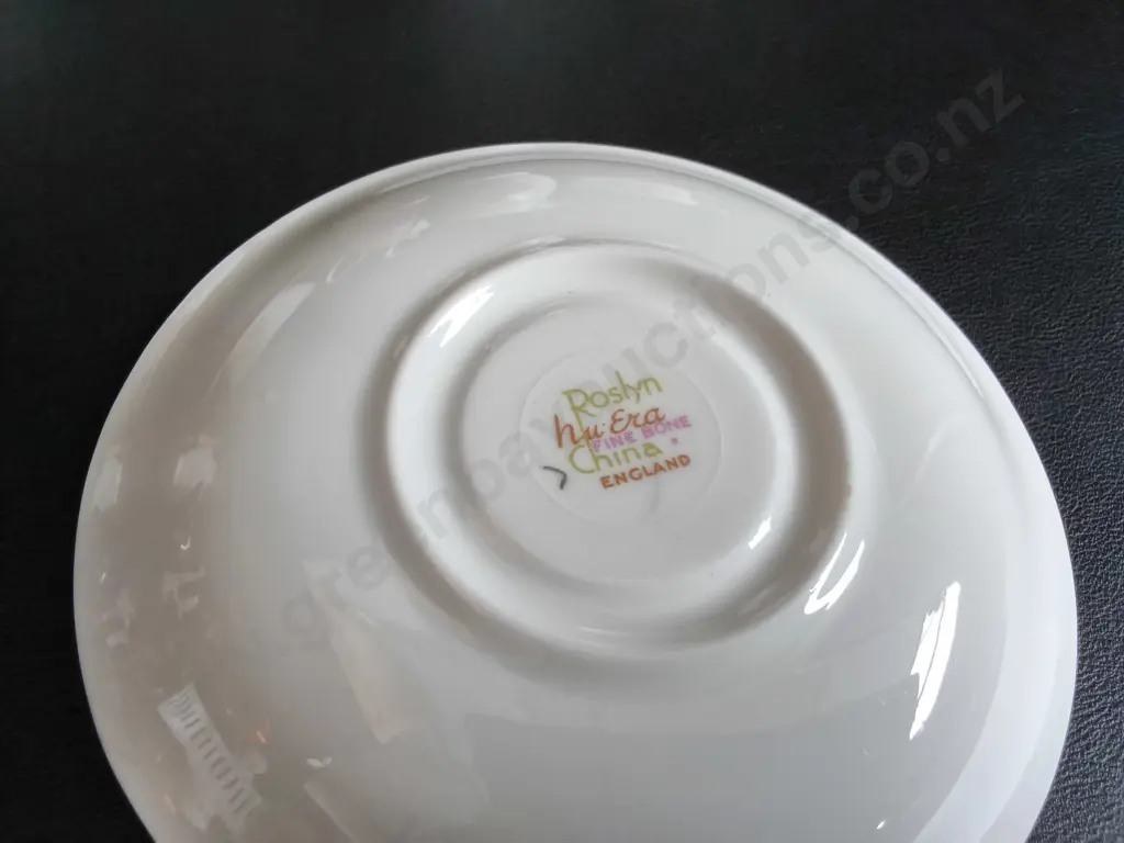 VINTAGE ROSLYN FINE BONE CHINA TEA SET, 7 PIECES, TALLEST H 13 CM Image 1++
