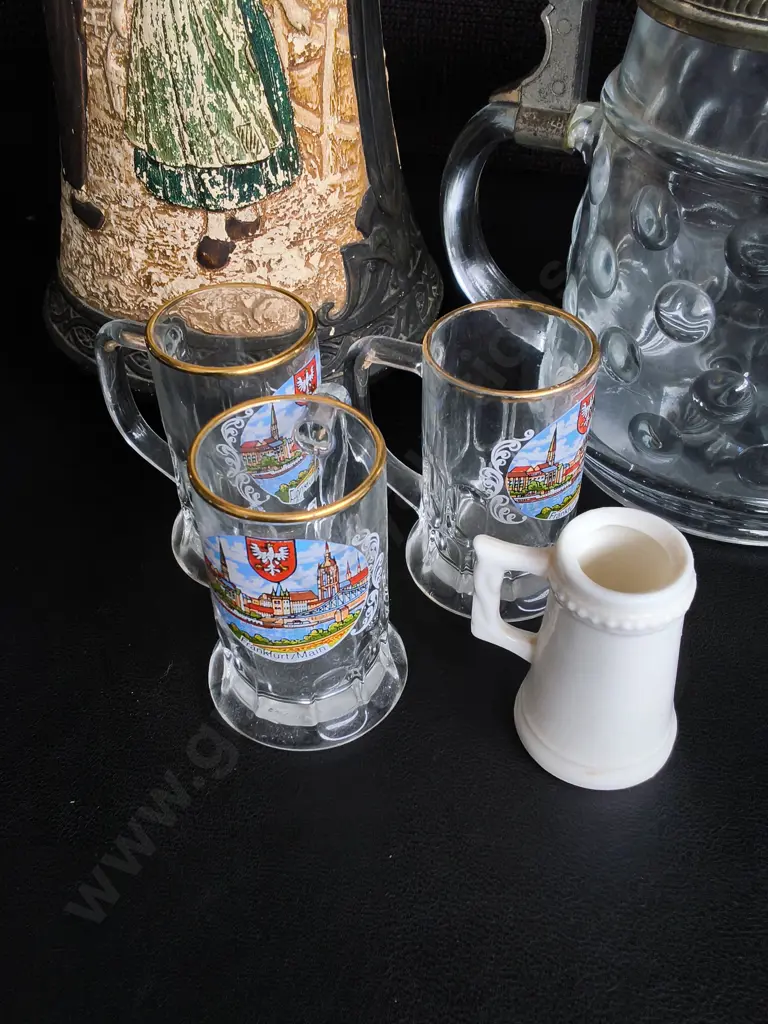 MIX OF VINTAGE POTTERY AND BARWARE, 6 PIECES, TALLEST H 25 CM Image 1++