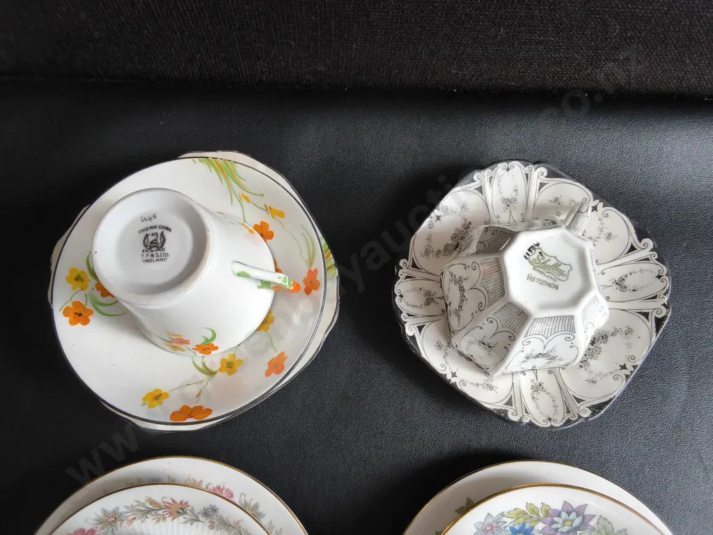 4 VINTAGE TEA CUP AND SAUCERS SETS Image 1++