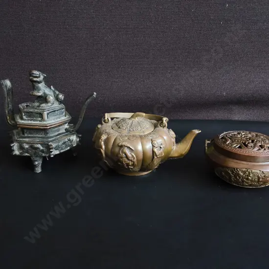 VINTAGE CHINESE METALWARE, 3 PIECES, TALLEST H 14 CM