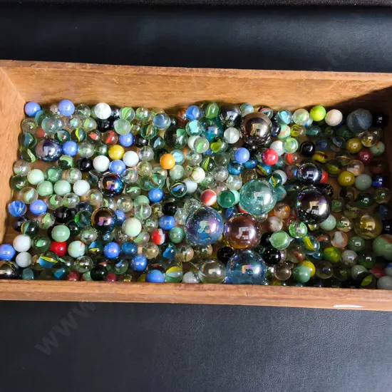 BOX OF VINTAGE MARBLES