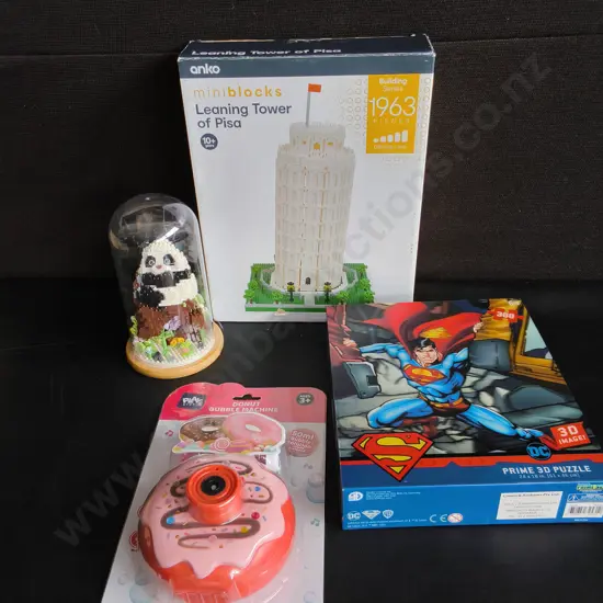 MIX OF TOYS