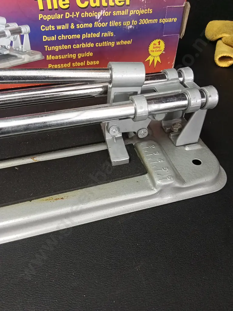 300MM DIY TILE CUTTER Image 1++