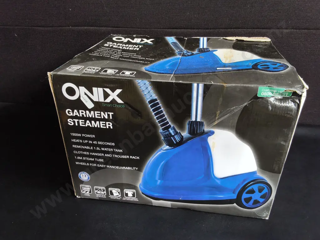 BRAND NEW GARMENT STEAMER, BOXED Image 1++