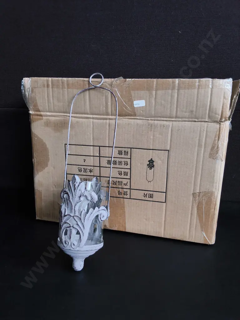 SET OF 4 BRAND NEW METAL AND GLASS HANGING LANTERNS, BOXED, H 42 CM Image 1++