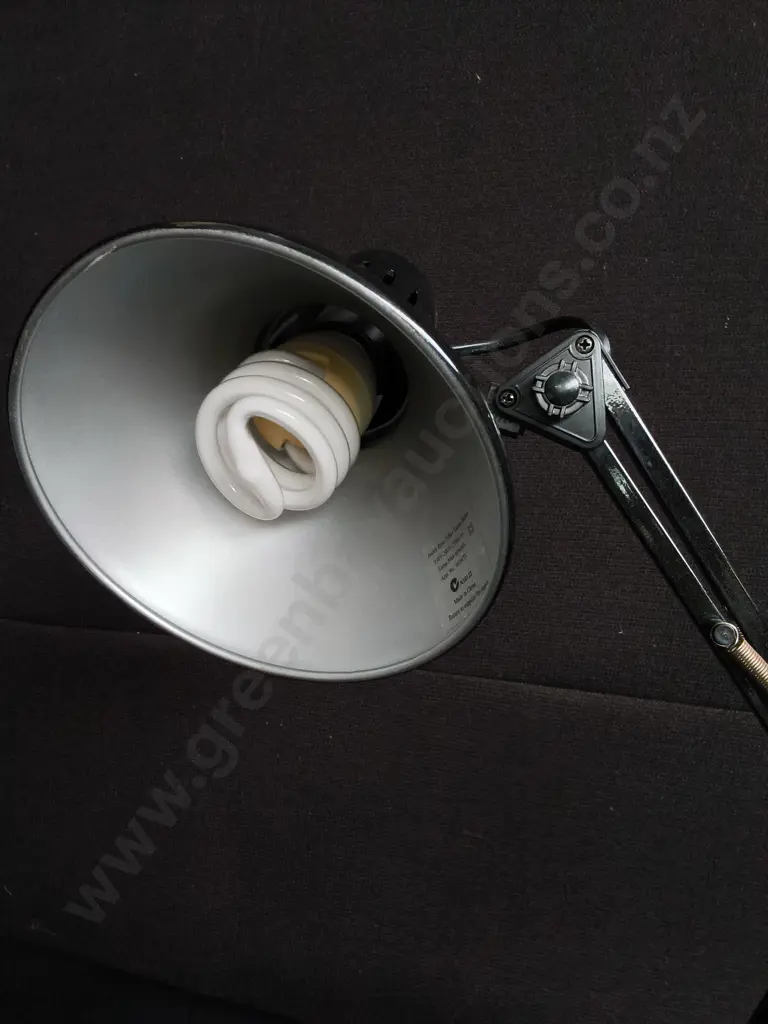JASTEK BETA CLASSIC BLACK SWING ARM DESK LAMP, WORKING, H 55 CM Image 1++