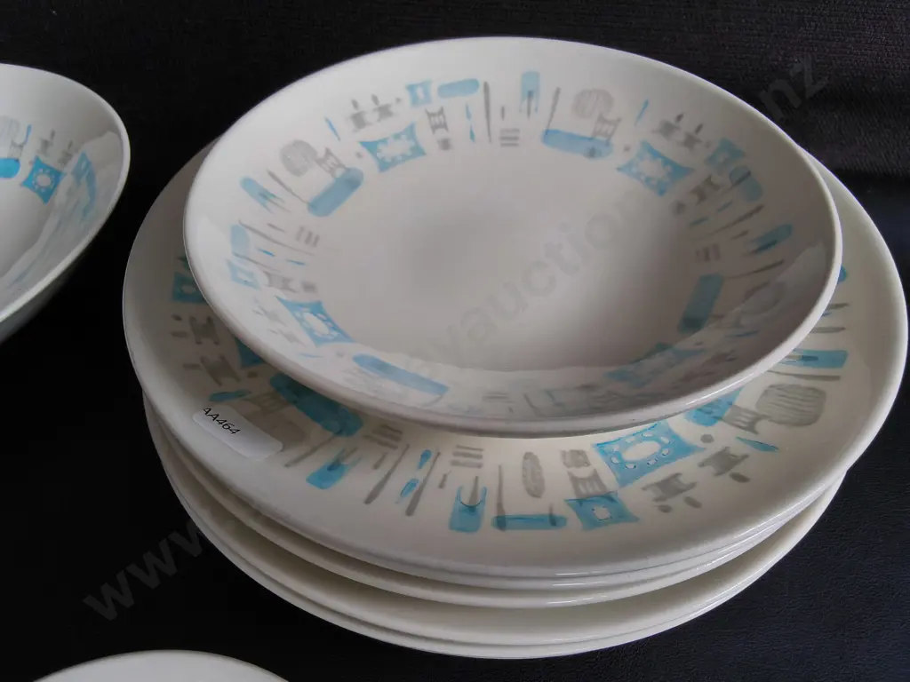 VINTAGE MID CENTURY MODERN ROYAL CHINA "BLUE HEAVEN", 10 PIECES, MADE IN USA Image 1++