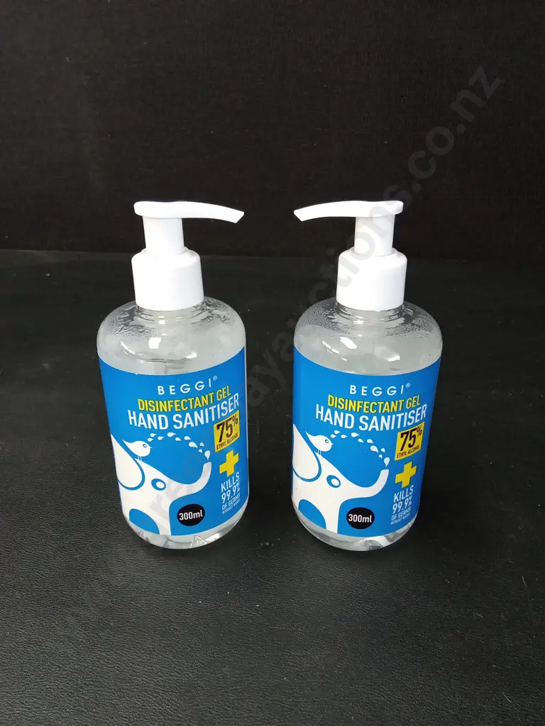 30 BRAND NEW HAND SANITISERS Image 1++