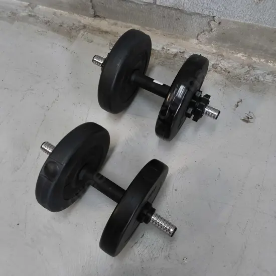 PAIR OF DUMBELLS