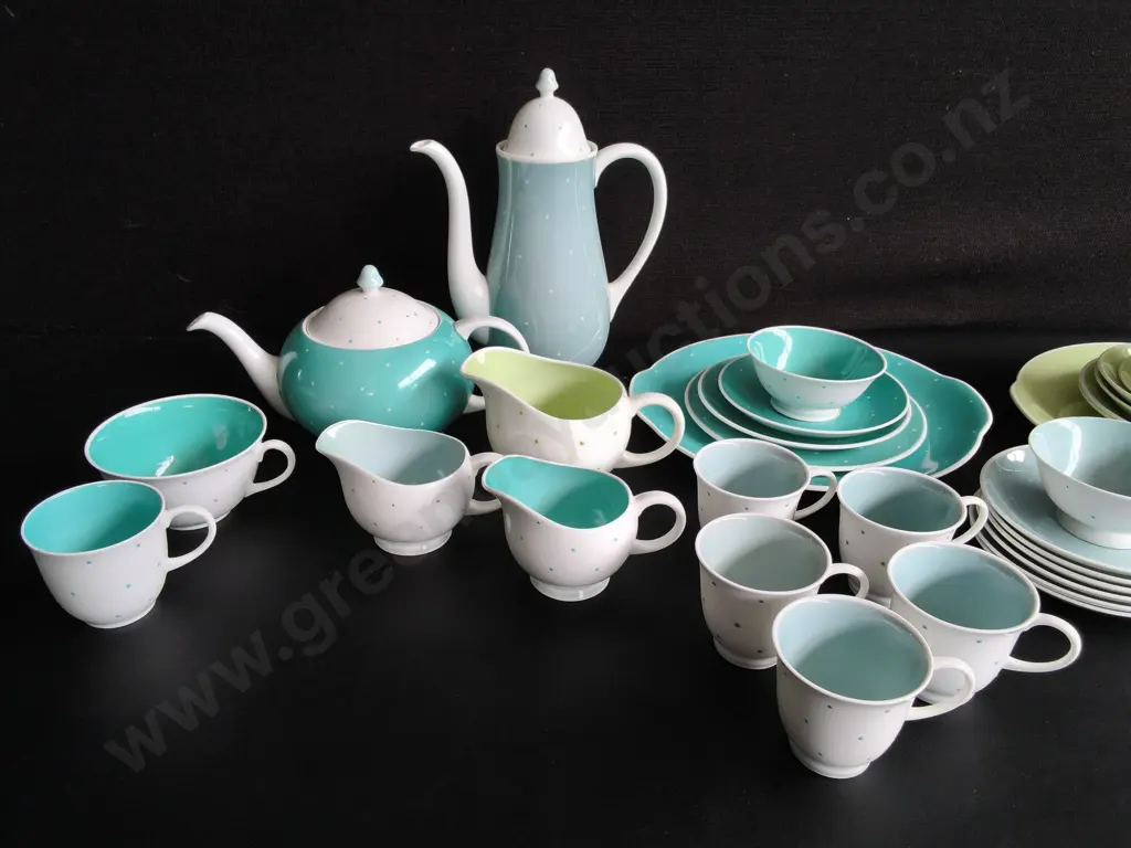 VINTAGE 1950S SUSIE COOPER COFFEE AND TEA SERVICE SET, TRI COLOR PASTEL COLLECTION, 34 PIECES, TALLEST H 25 CM Image 1++