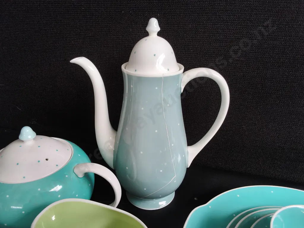 VINTAGE 1950S SUSIE COOPER COFFEE AND TEA SERVICE SET, TRI COLOR PASTEL COLLECTION, 34 PIECES, TALLEST H 25 CM Image 1++