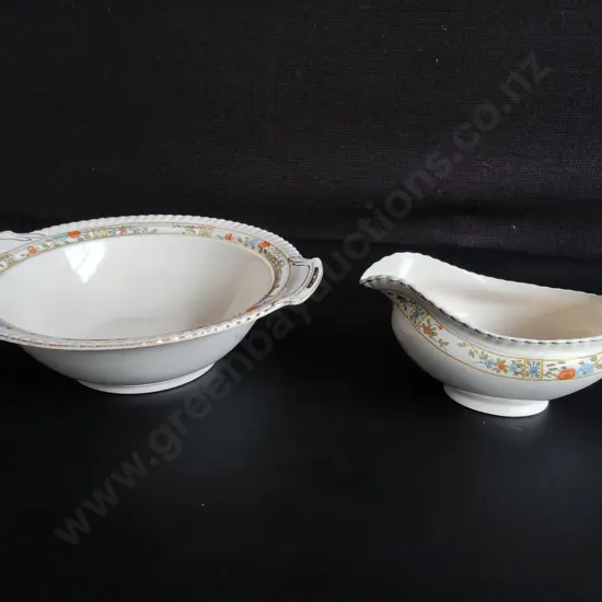 VINTAGE JOHNSON BROS FONE CHINA, TUREEN AND GRAVY BOAT, WIDEST W 26 CM