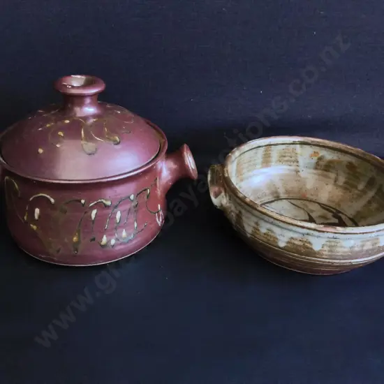 VINTAGE CERAMIC COOKWARE, CLAY STEAMER POT, AND STONEWARE BOWL, WIDEST DIA 21 CM