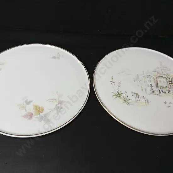 2 LORENZ HUTSCHENRUETHER DISHES D32CM