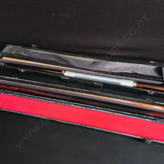 PAIR OF VINTAGE POOL CUES IN CASES
