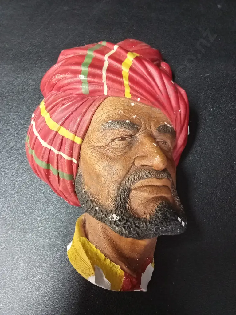 2 VINTAGE BOSSONS CHLAKWARE WALL MASKS "ABDHUL" BY FRED WRIGHT TALLEST H20CM Image 1++