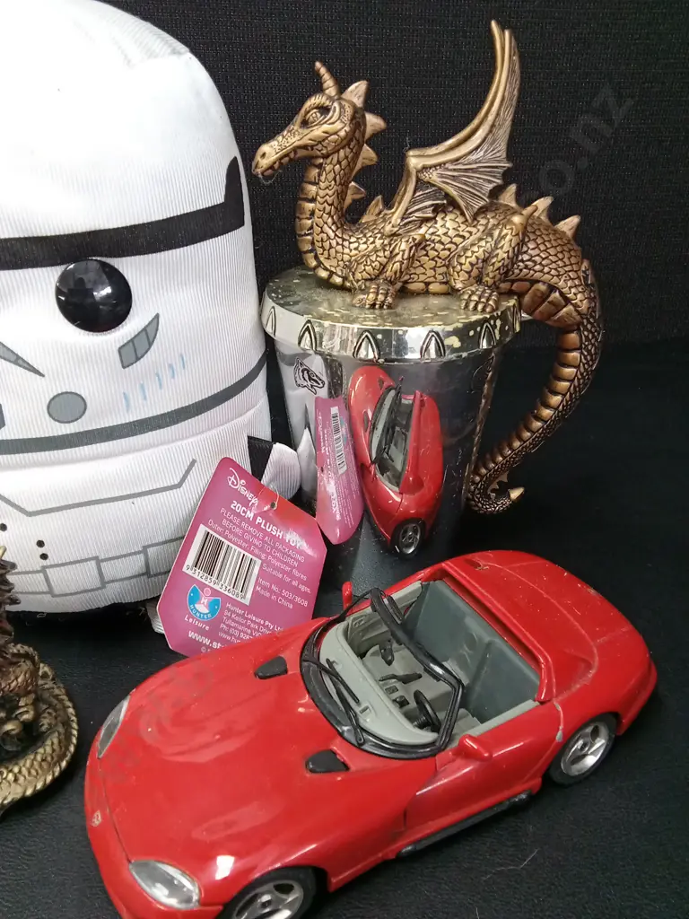MIX OF ITEMS TALLEST H20CM Image 1++