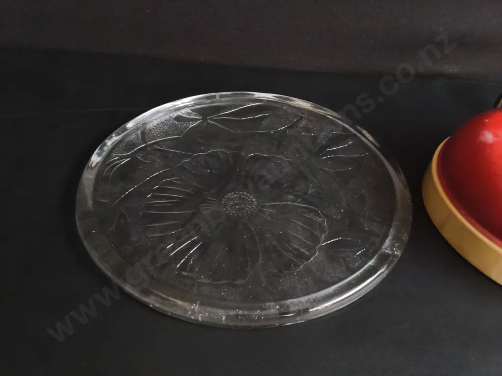 CLEAR EMBOSSED GLASS PLATTER AND VINTAGE MECHANICAL KITCHEN SCALE Image 1++