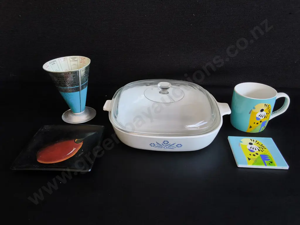MIX OF KITCHENWARE, 5 PIECES, WIDEST W 25 CM Image 1++