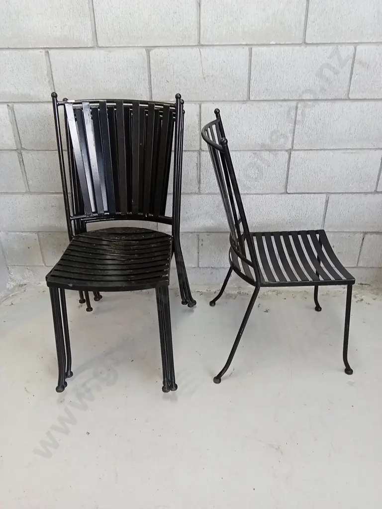 STACK OF 5 BLACK METAL CHAIRS Image 1++