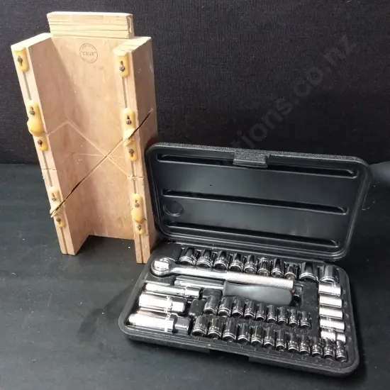 FULLER SOCKET SET AND A VINTAGE WOODEN MITRE BOX