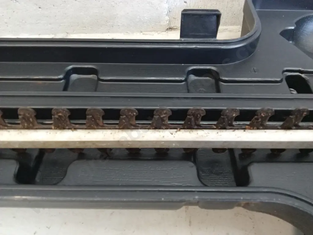 ELECTRIC GMC HEDGE HOG TRIMMER IN CASE, WORKING Image 1++