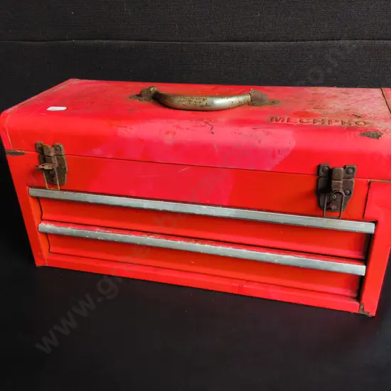 TOOLBOX INCLUDING CONTENTS